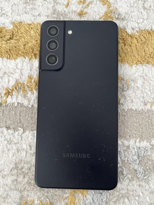Продам Samsung S21 FE 5G-256