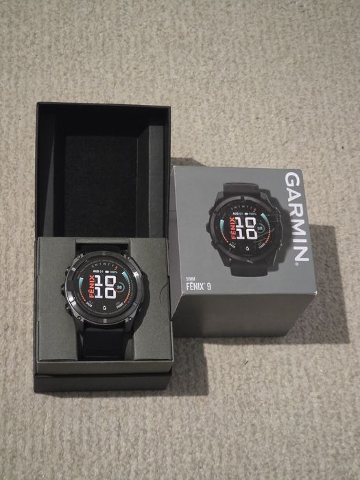 Garmin Fenix 9 AMOLED - 51 mm Titan DLC Carbon - Smartwatch Multisport Premium cu AMOLED ,Factură/Garanție