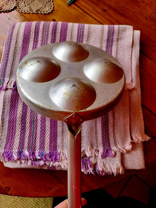 Тиган за яйца на очи