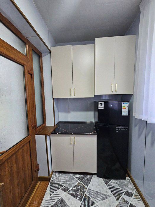 Чиланзар 2 квартал 2-3/2/4 квартира евро, укомплектована