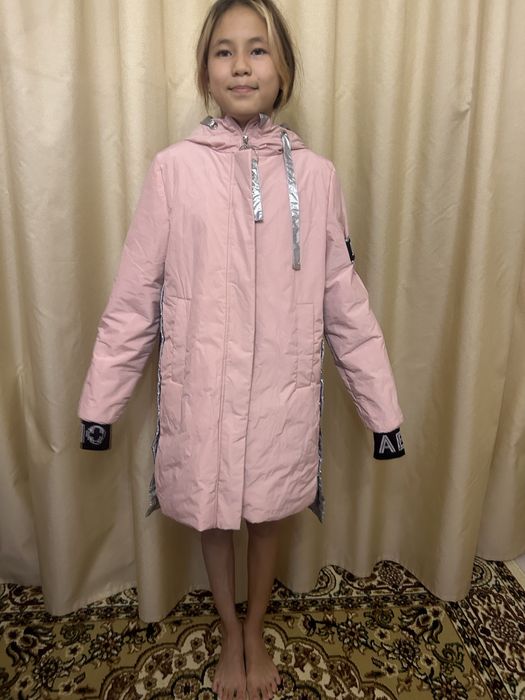 Продам куртку (плащ) для подростка (девочки)