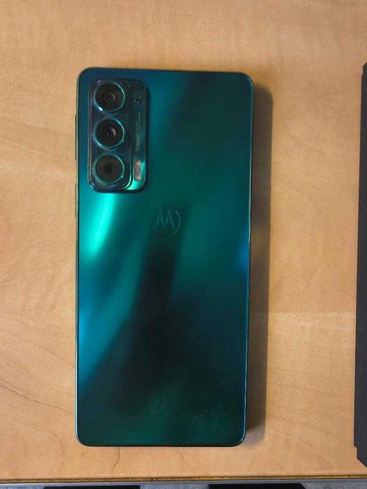Telefon  Motorola Edge 20