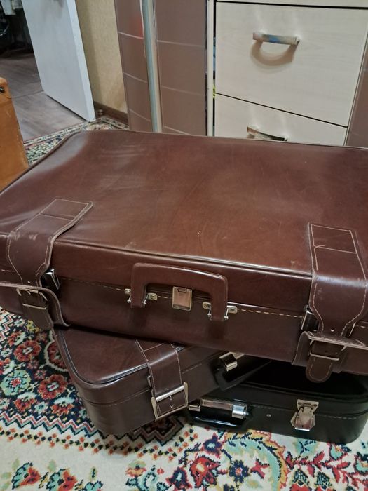 Продам чемоданы раритет дорожные