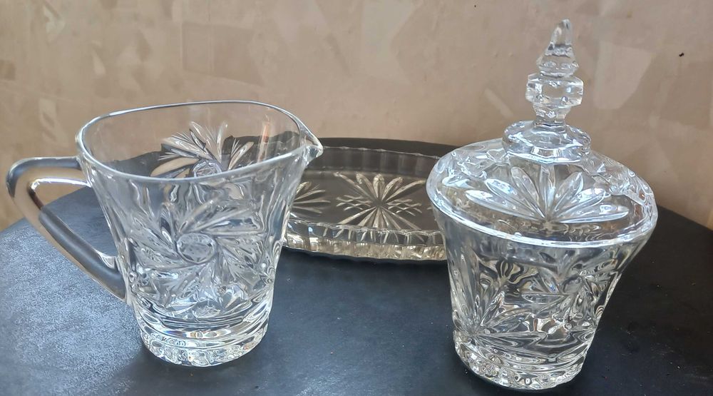 Продам хрустальный набор