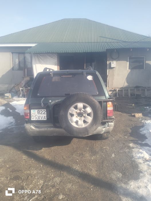 Ниссан террона .