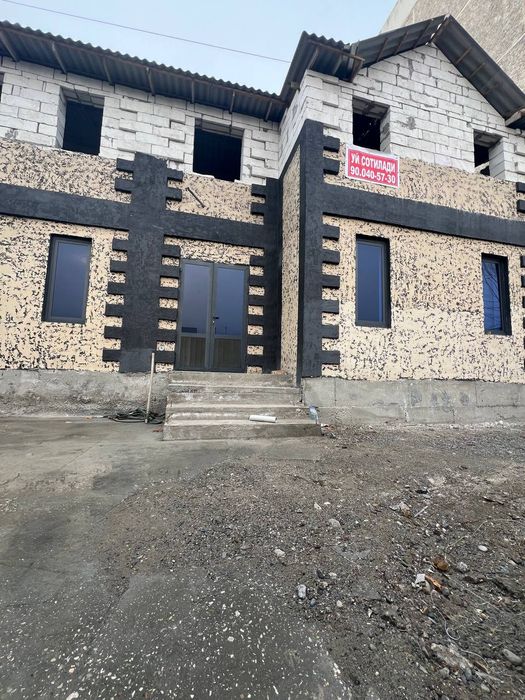 43.900$ га икки каватлик ховли уй