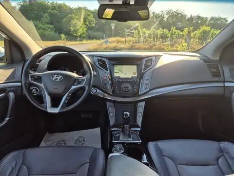 Vând Hyundai i40