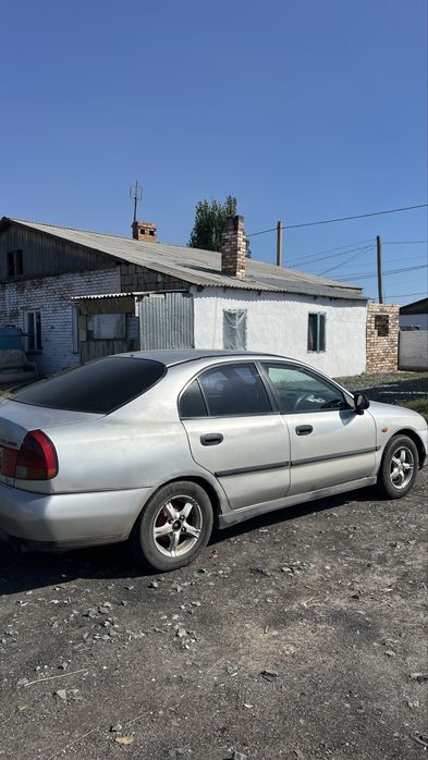 Продам митсубиси каризму