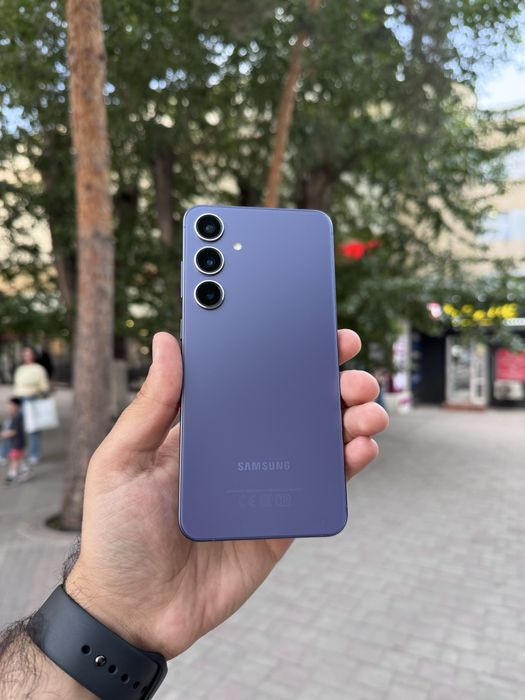 Samsung s24+ на официальной гарантии!