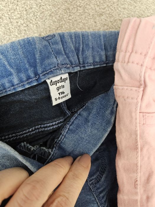 Set blugi noi, mărime 116, model jeanși și treggings