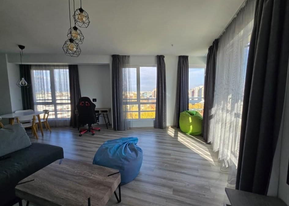 Дава се под наем Двустаен апартамент в София, Студентски град - 90 кв.м за 850 € - Снимка #2