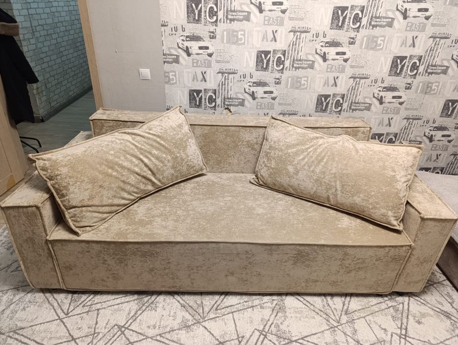 Продам новый диван