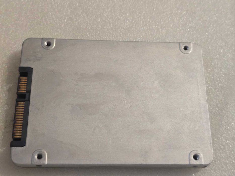 Solid-State Drive (SSD) Intel 520 180GB SATA 3 Model SSDSC2CW180A3
