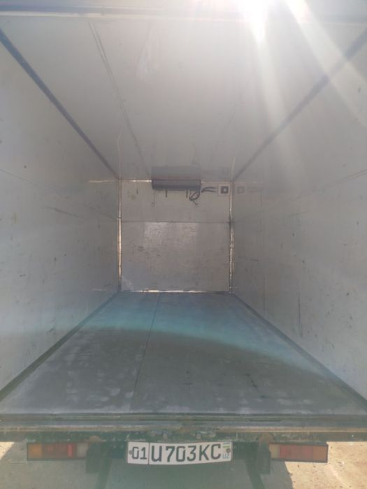 Продаётся Газель борт холодильник