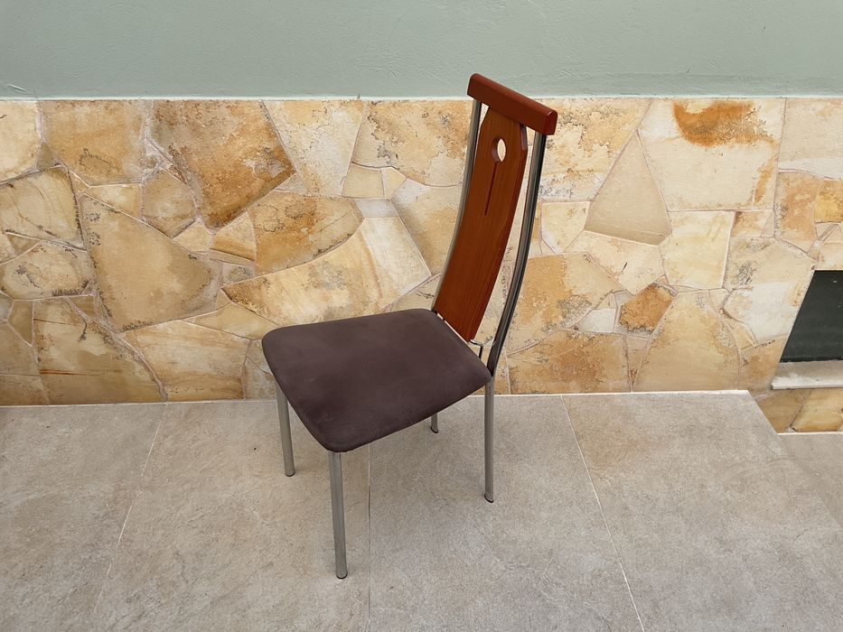 Vand 6 scaune de bucatarie