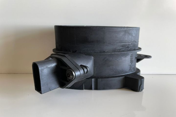 Debitmetru aer   Bosch 0928400468 BMW Seria 3 E46