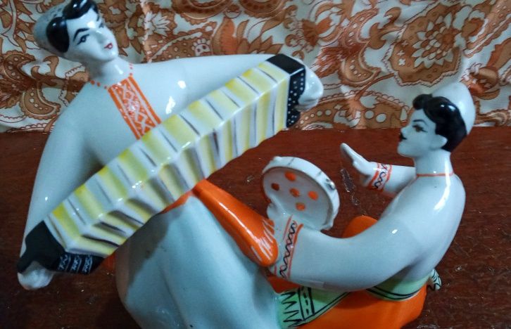 Фарфоровые статуэтки