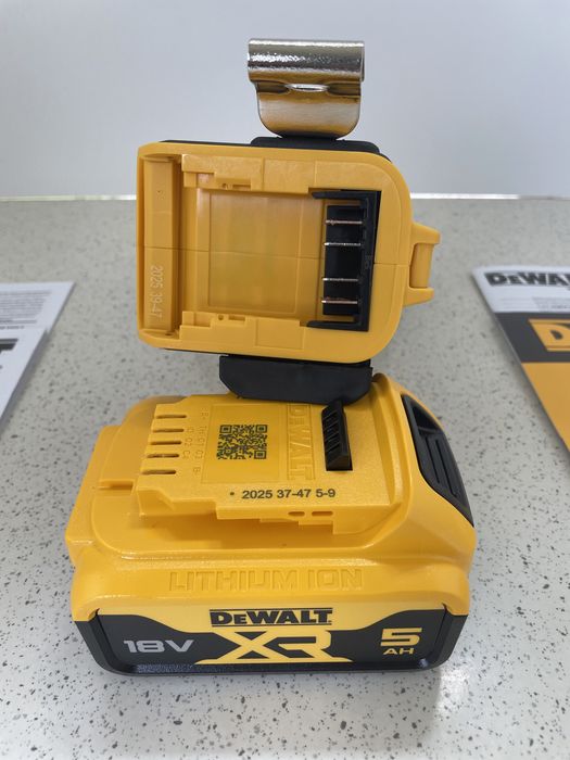 DeWALT DCF 887 XR. Impact Cu Bit. Combo Cu Baterie de 5Ah, Original Nou.