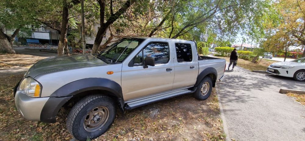 Продам пикап Ниссан np300