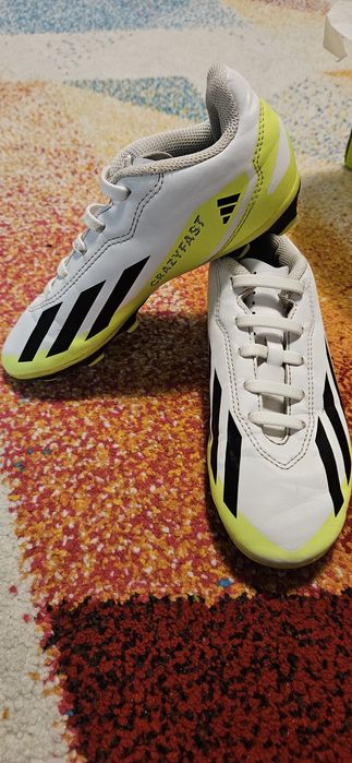Ghete fotbal Adidas copii marimea 34