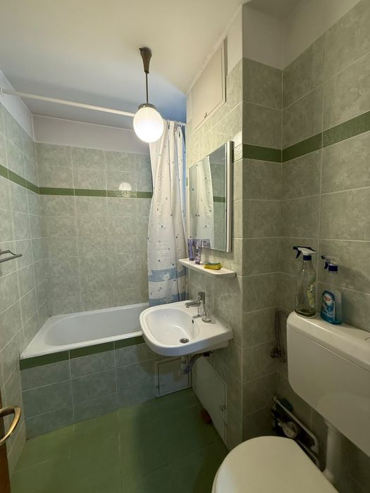 Apartament 3 camere decomandat - Șoseaua Colentina, vis-à-vis de Școala 39