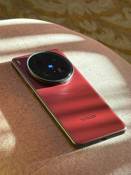 Продаётся Vivo X 200 Ultra 1 tb