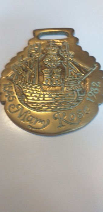 Bani și obiecte de colecție în stare perfectă