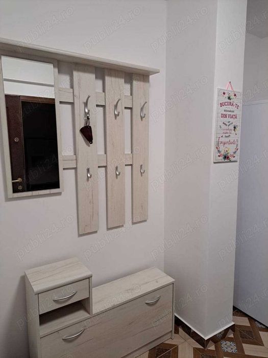Apartament elegant cu 3 camere de închiriat în Târgu Cucu, vis a vis de Tribunal