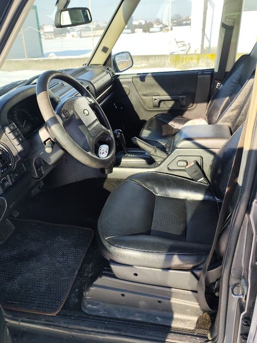 Discovery 2td5 hse
An 2002 ,2.5 TD 140 c