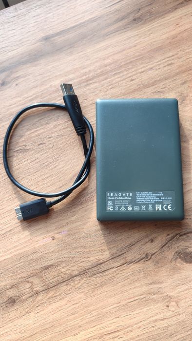 Продам внешний накопитель
