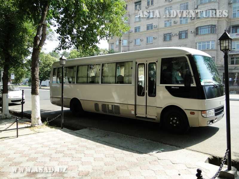 Продается автобус Mitsubishi Rosa 2013г 34 +1 места