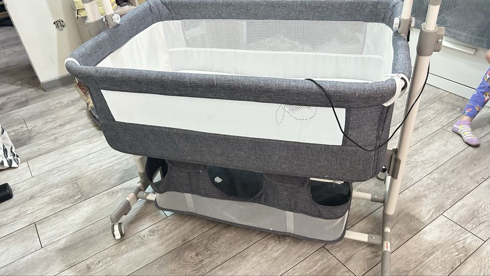 Продам манеж  (  режим колябели)