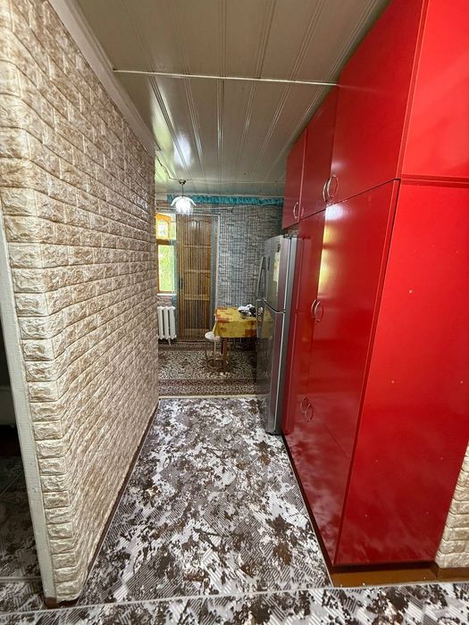 Yangihayot tumani yo'ldosh 2 kvartira 2xonali zudlik bilan sotiladi!