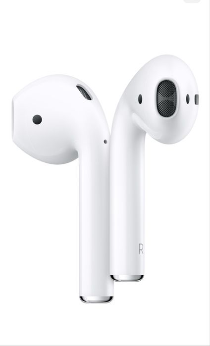 Apple AirPods with Charging Case
