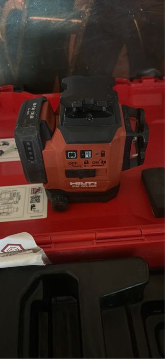Лазерен нивелир Hilti комплект