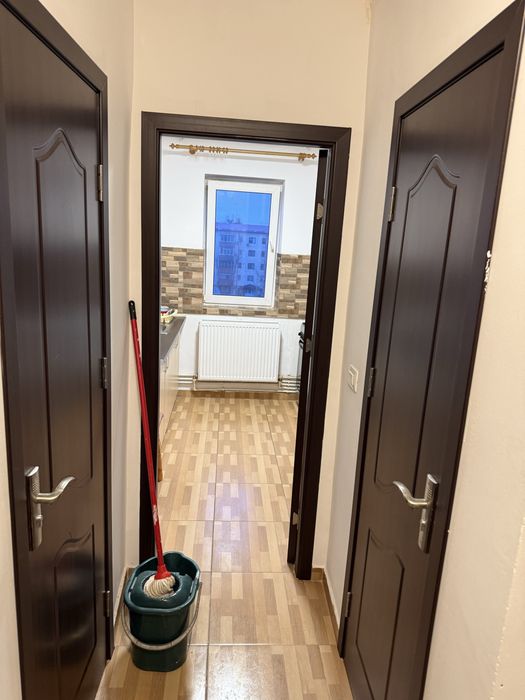 Vand apartament 2 camere