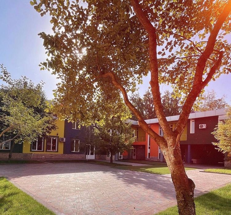 Аренда детский сад в Мирзо-Улугбекский районе 2100 кв.м., вдоль дороги