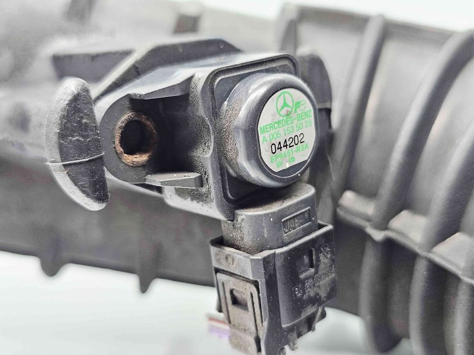 Tub intercooler Mercedes Vito Autobus (W639) [Fabr 2003-2014] A6395281