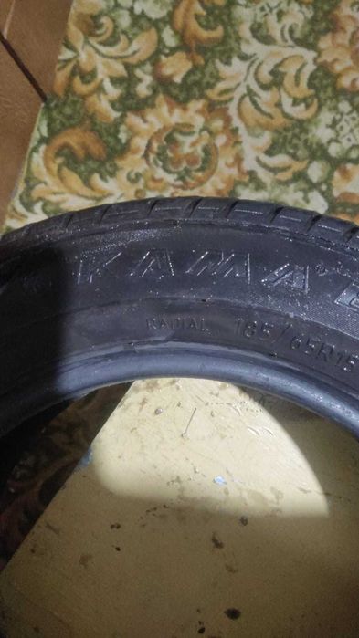 Шины летние 4 штуки.