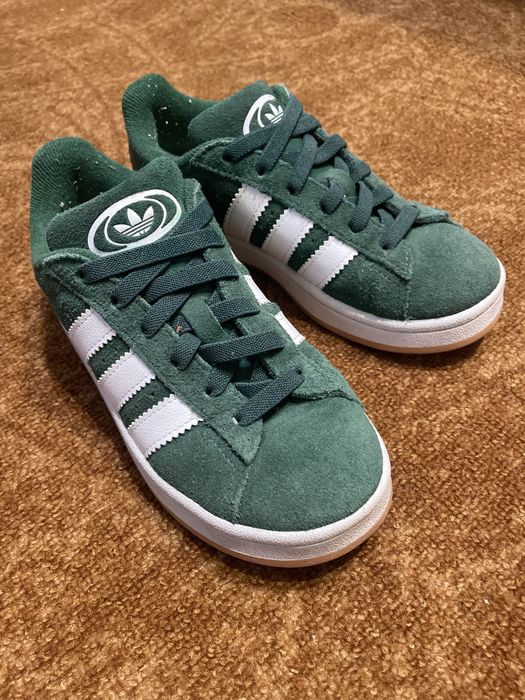 Маратонки марка Nike i Adidas без забележка