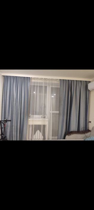 Продаються шторы,тюль
