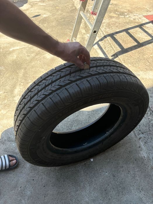 Anvelopă All Season