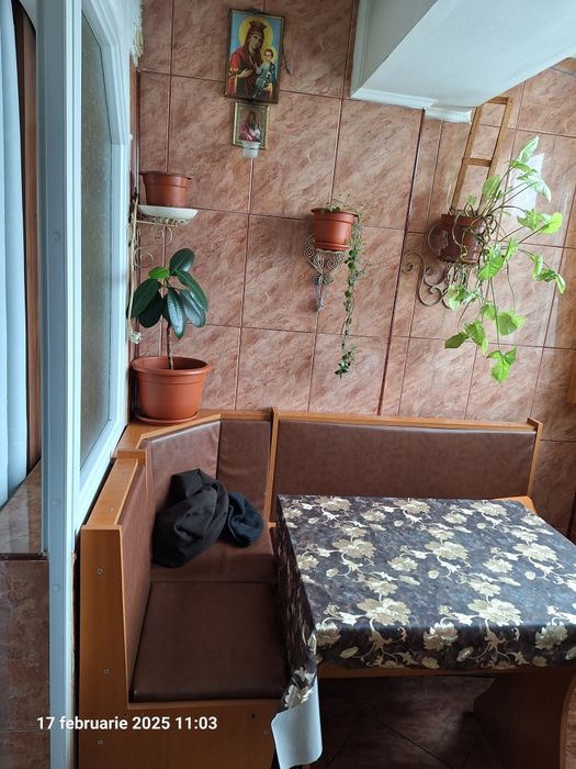 Garsoniera de închiriat.