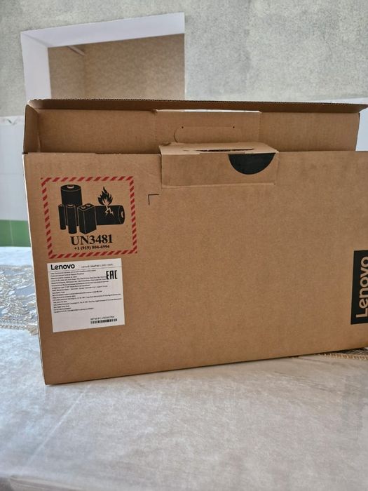 Ноутбук 1tb срочно продам