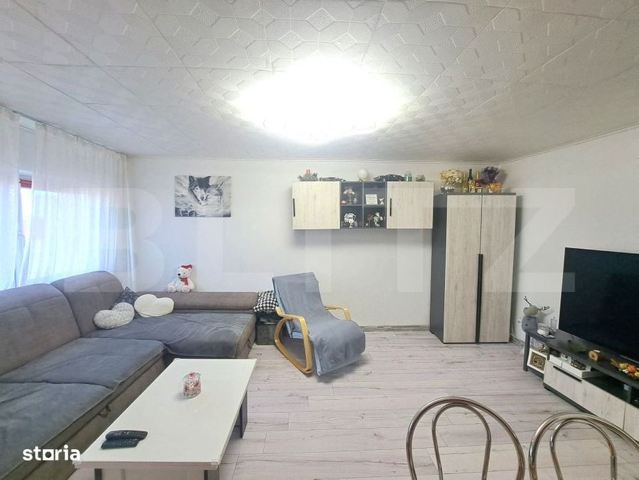 Apartament 3 camere, decomandat, 79 mp, complet renovat, Astra