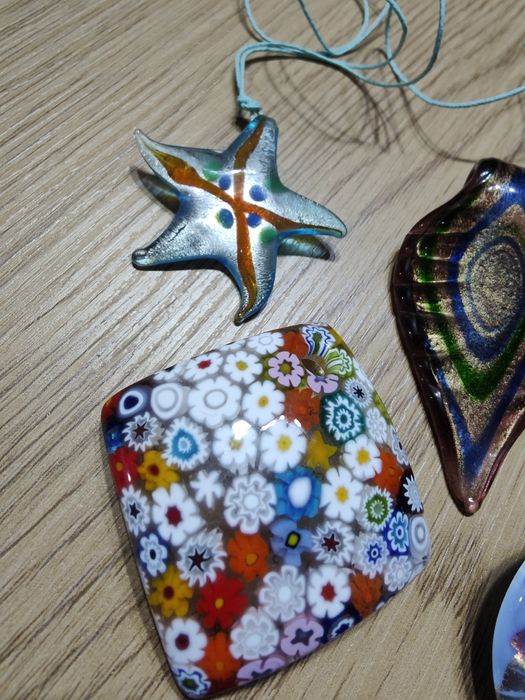 Lot pandantive sticlă. Murano