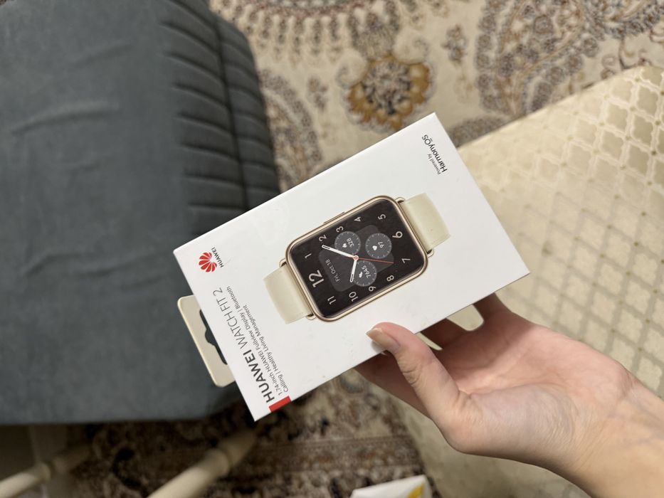 Смарт часы huawei watch FIT2