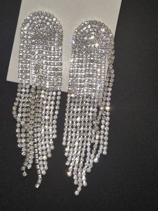 Ефектни обеци за всеки повод