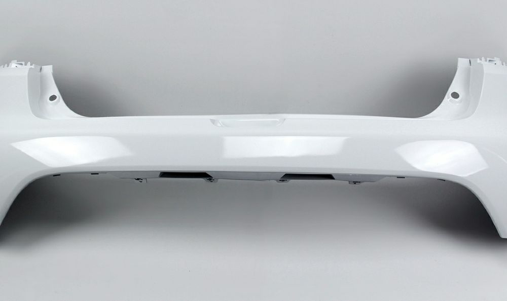 Bara spate noua vopsita alb cod vopsea 369 Renault Clio 2012 - 2019