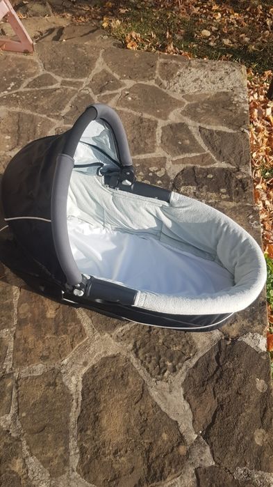 Продавам детска количка